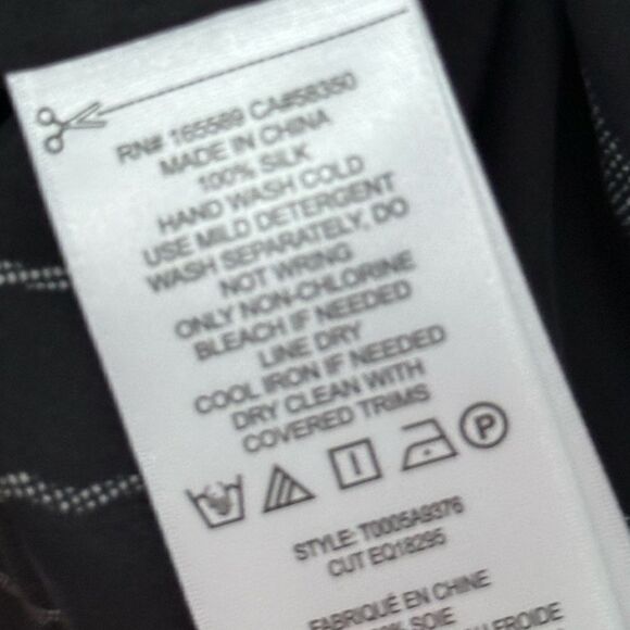 Equipment Black and White Floral Print Silk Top | Size S - Picture 10 of 10